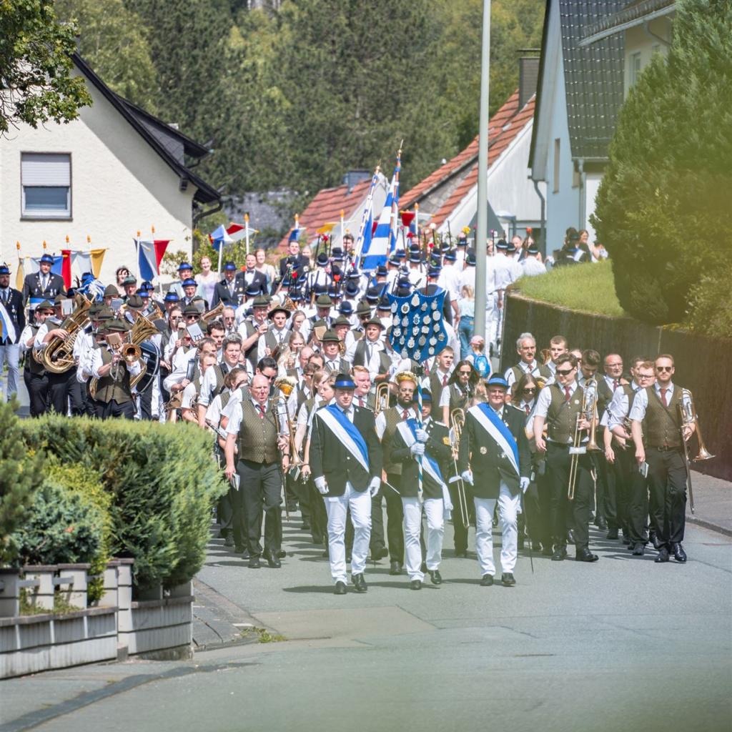 Schützenfestsonntag 44